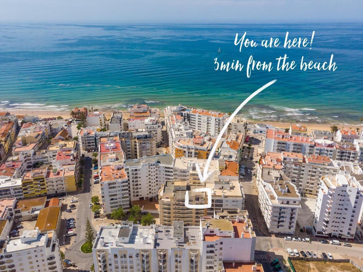 Flat With Ac, Wifi, Netflix, Balcony - 3 Min From The Beach Apartamento Armação de Pêra Exterior foto