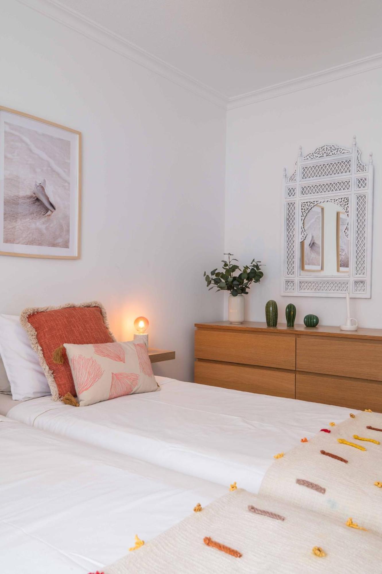 Flat With Ac, Wifi, Netflix, Balcony - 3 Min From The Beach Apartamento Armação de Pêra Exterior foto
